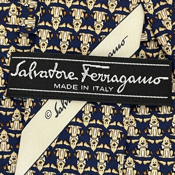 Salvatore Ferragamo Blue 100% Silk Toad LilyPad Whimsical Italy Tipped Tie